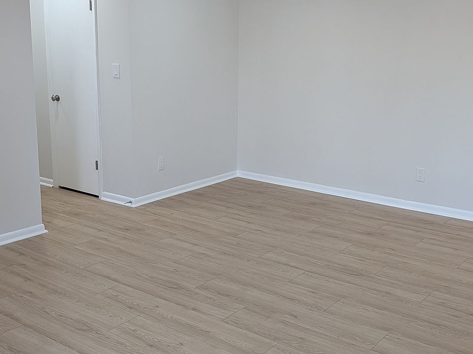 1st image of 6431 Richmond Hwy Suite 201