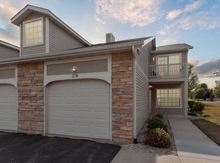 2534 Edgewood Dr #35, Beloit, WI 53511