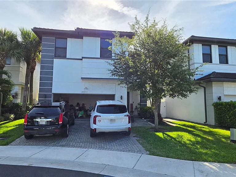 4971 Whispering Way #4971 — Photo 44