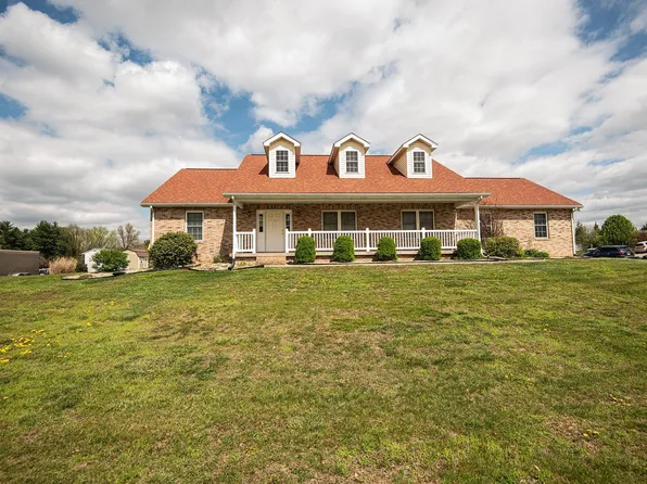 10 Buck Ridge Dr, Vincennes, IN 47591