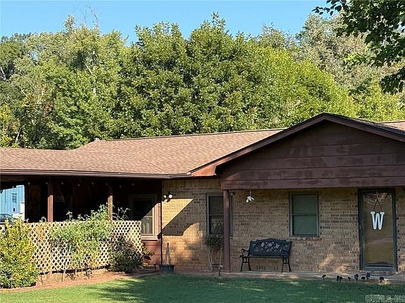 3rd image of 10176 Deerwood Ln