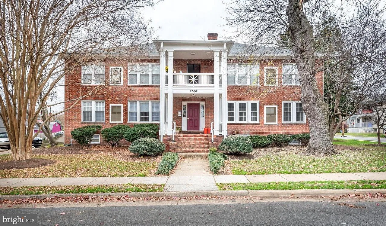 1706 Dewitt Ave — Photo 1