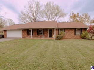 605 Forest Hills Dr, Campbellsville, KY 42718