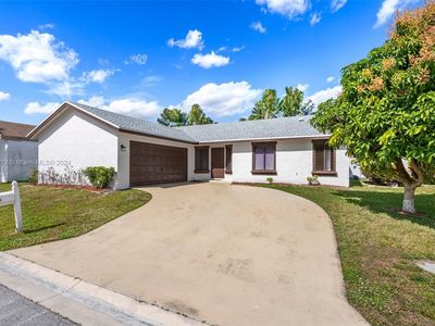 9545 Everglades Park Ln, Boca Raton, FL, 33428