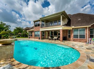 2701 Bent Creek Dr, Pearland, TX 77584