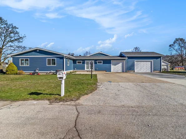 802 N Staffon St, Ludington, MI 49431