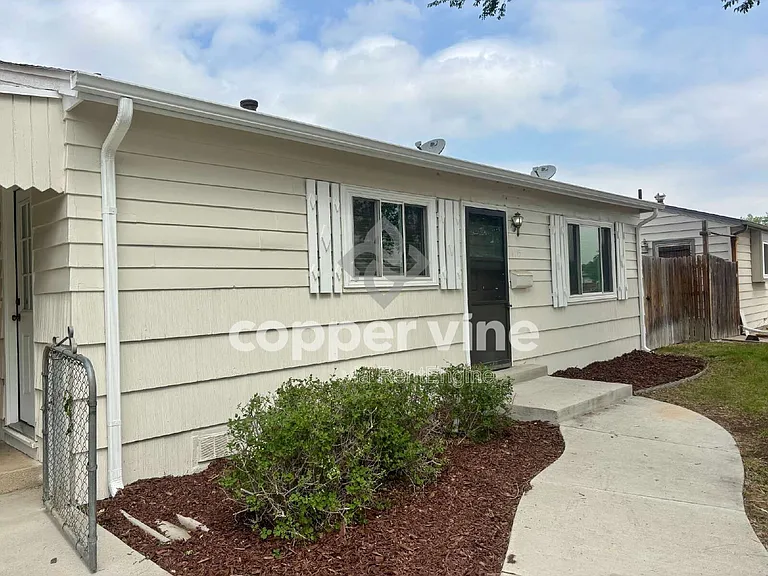 7115 Vrain St — Photo 2