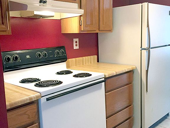5th image of 10165 Wilmington St