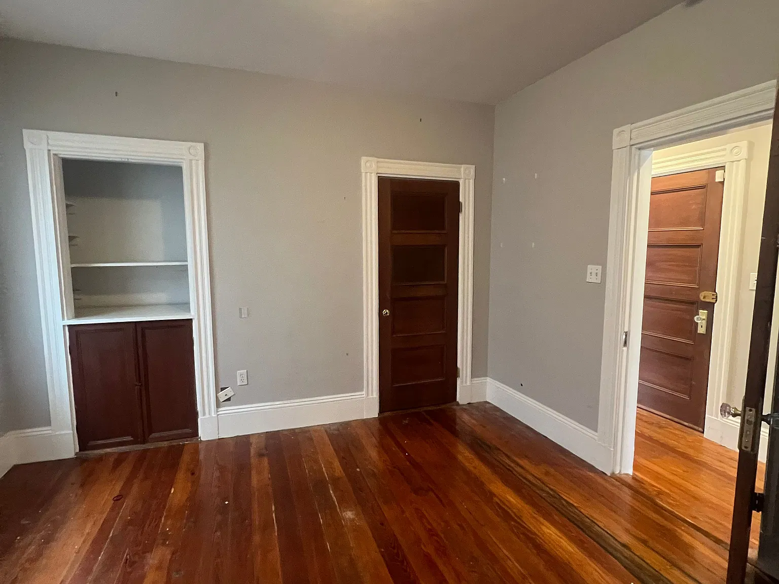 3 bed, 1.0 bath, $3,000 — Photo 4