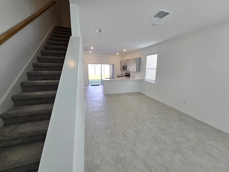 2908 Skyline Loop — Photo 7