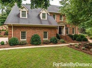 3939 Ayscough Rd, Charlotte, NC 28211