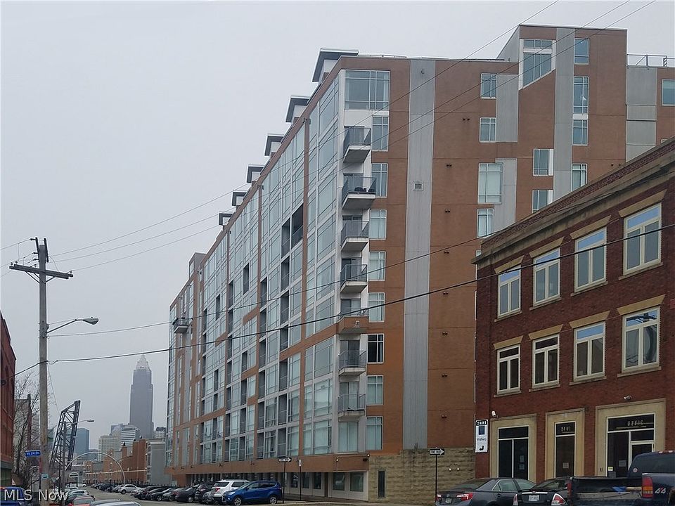 1st image of 2222 Detroit Ave #Penthouse 1119