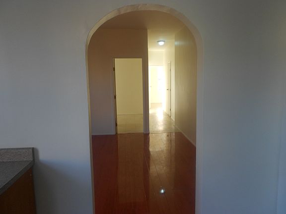 3rd image of 8800 170th St