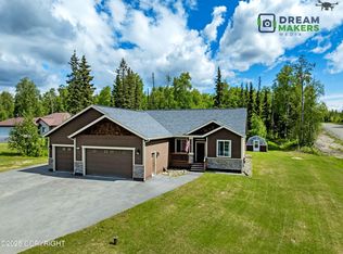 2831 N Kalmbach Lake Dr, Wasilla, AK 99623