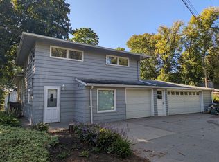 20555 Radisson Rd, Shorewood, MN 55331