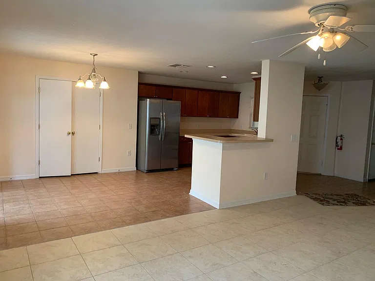 2535 Hassonite St — Photo 5