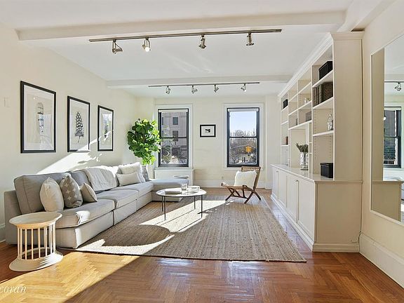 3rd image of 135 Eastern Pkwy APT 2G