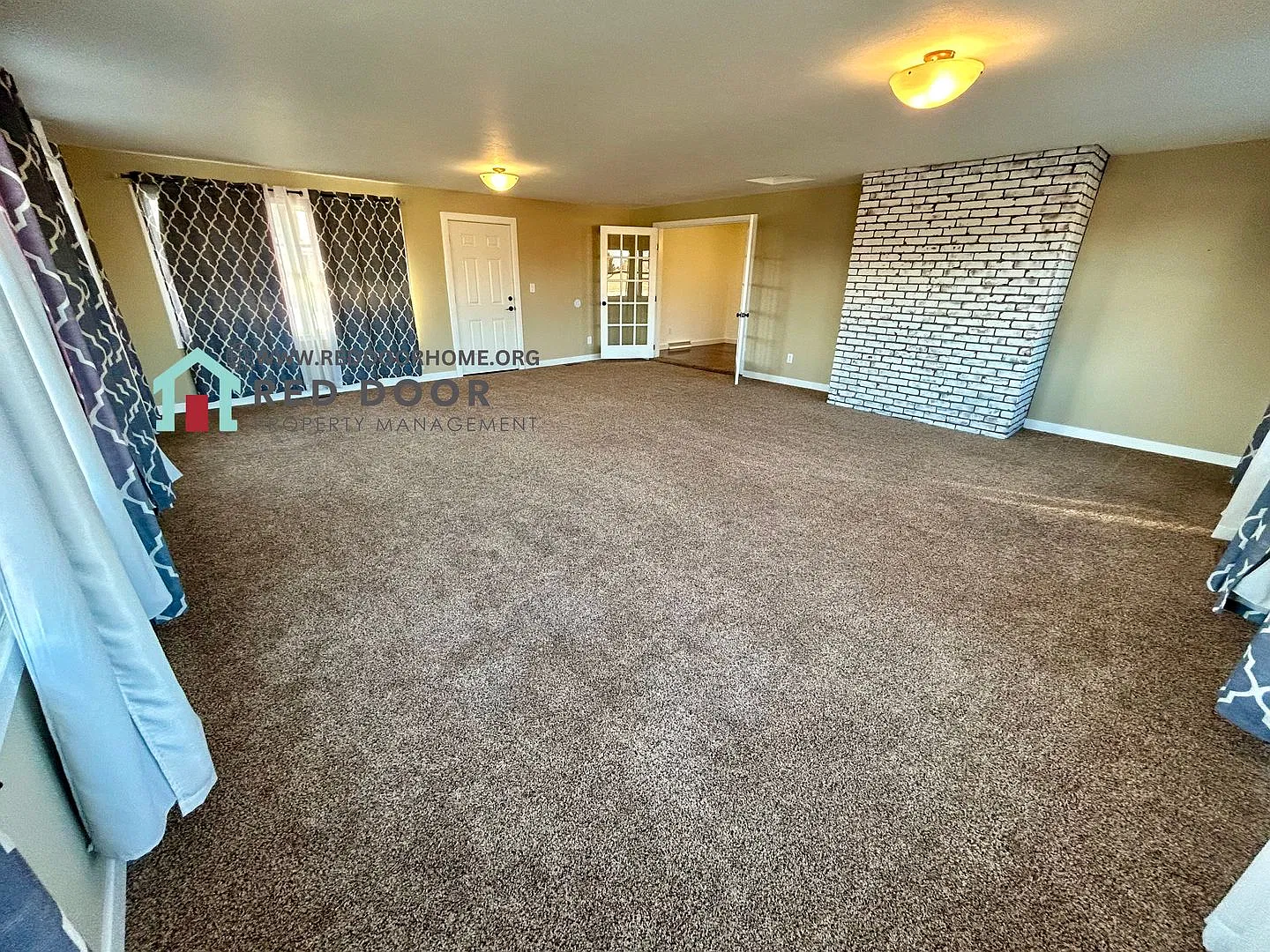 Modern 2 Bed / 1 Bath Duplex | Prime Great Falls Location | — Photo 3