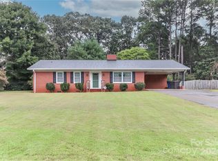 822 Ferndale Dr, Statesville, NC 28677