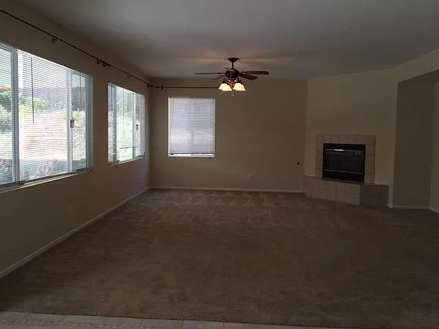 23379 Caliente Springs Ave — Photo 4
