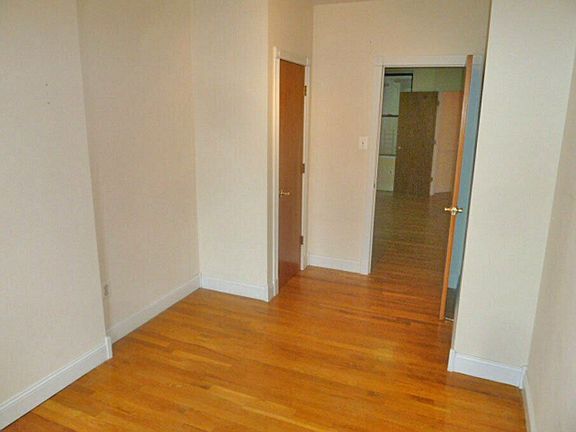 3rd image of 469 17th St APT 1L
