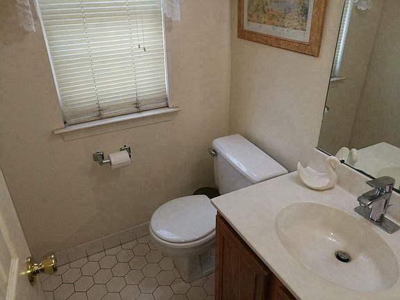Powder room
