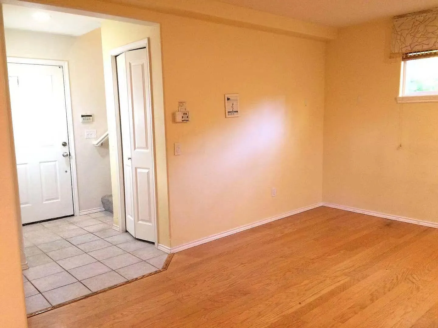 2 bed, 2.5 bath, 1393 sqft, $3,650 — Photo 3