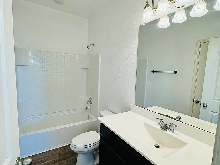 143 Peony Ln — Photo 5