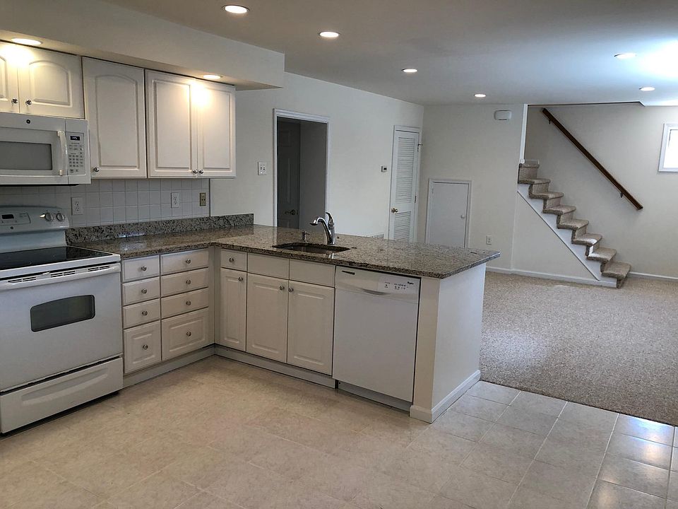 1st image of 501 26th St S #3
