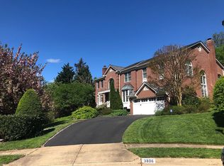 3806 N Harrison St, Arlington, VA 22207