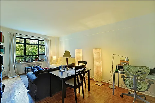 Rented by Corcoran | media 21