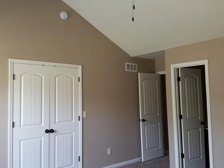 957 SW Eagle Ct #957 — Photo 3