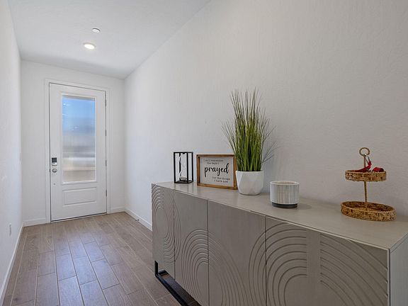 5th image of 1322 S Palm Street