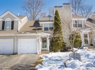 52 Rushmore Ln, Hackettstown, NJ 07840