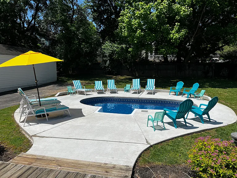 Hayden Dr — Photo 29