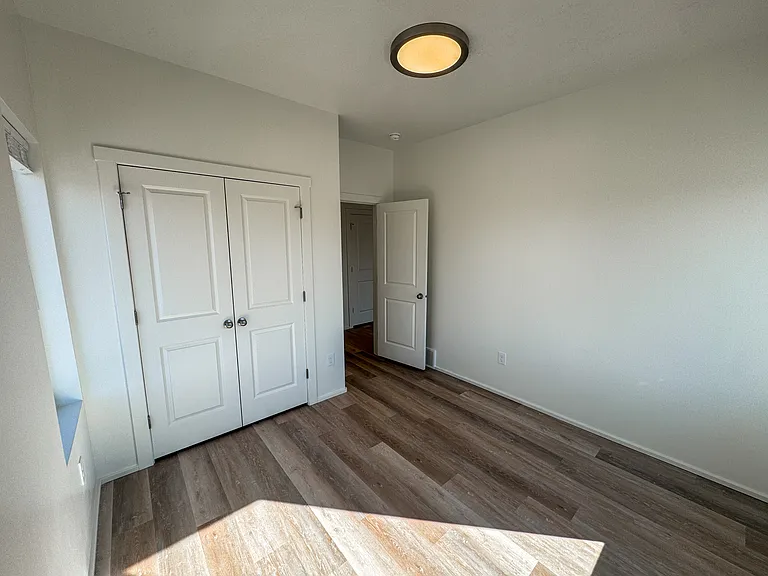 456 N 600 E #4 — Photo 21