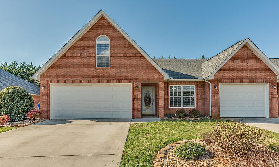 1st image of 2539 Keeneland Dr