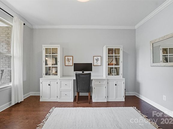 5th image of 112 Avensong Ct