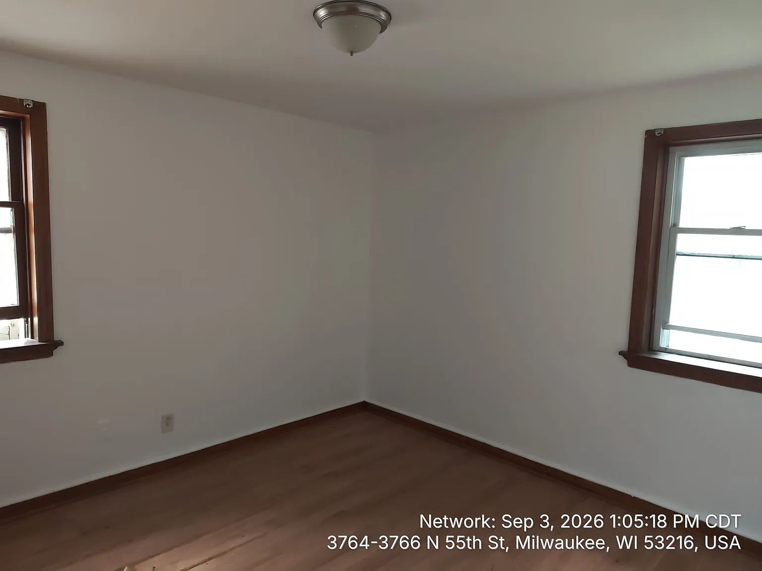 2 bed, 1.0 bath, $1,200 — Photo 2