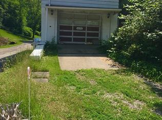 4191 Oak Dr, Monongahela, PA 15063