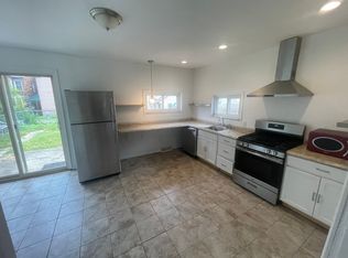 1909 Chapman St, Pittsburgh, PA 15215