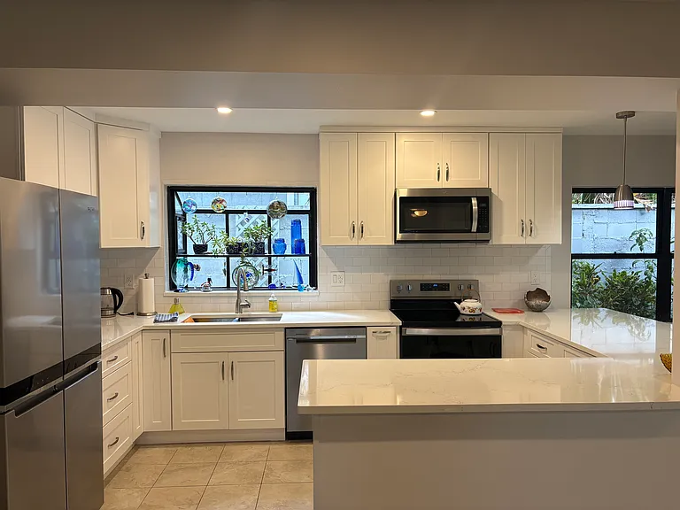 463 W Davis Blvd — Photo 3