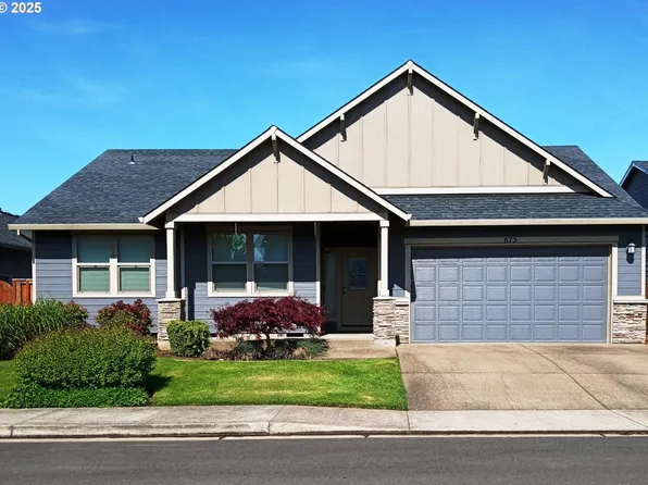 875 Julie Ln, Molalla, OR 97038