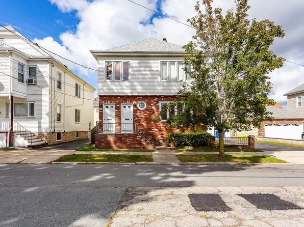 365 Hersom St, New Bedford, MA 02745