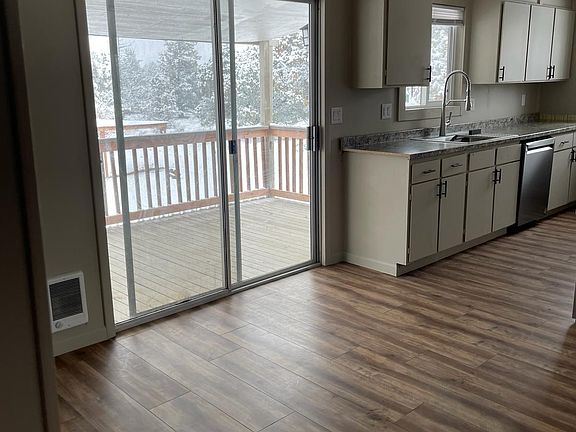 3rd image of 63460 Cimarron Dr