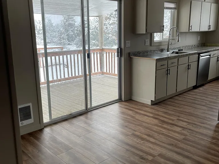 63460 Cimarron Dr — Photo 3