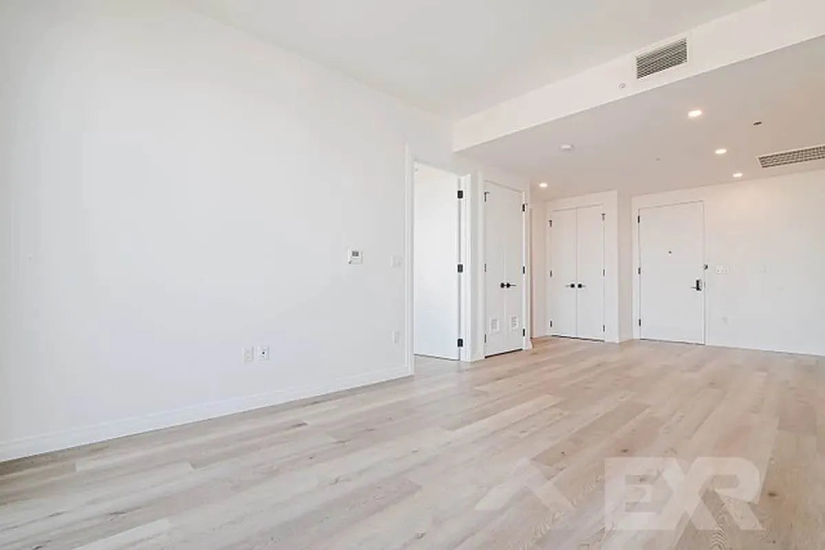 957 Atlantic Avenue — Photo 4