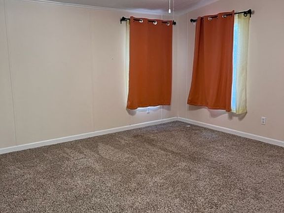 5th image of 145 Jane Dr