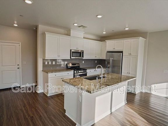 5th image of 22772 Harmony Dr