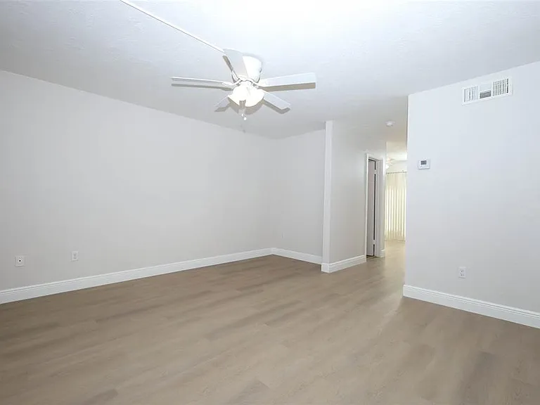 4029 Henley Rd #1705 — Photo 8